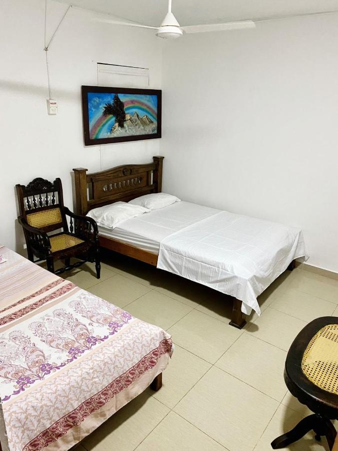 Hotel Villa Mar Centro ซันตามาร์ตา ภายนอก รูปภาพ